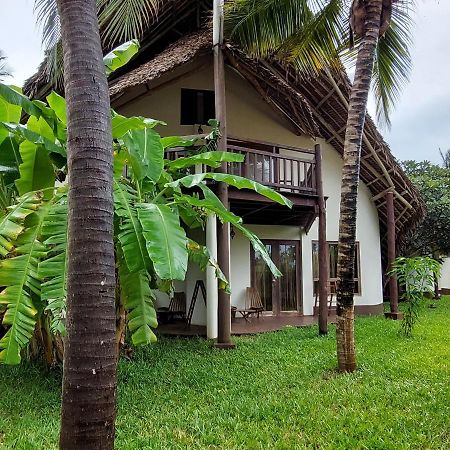 Kena Beach Hotel Matemwe  Exteriör bild