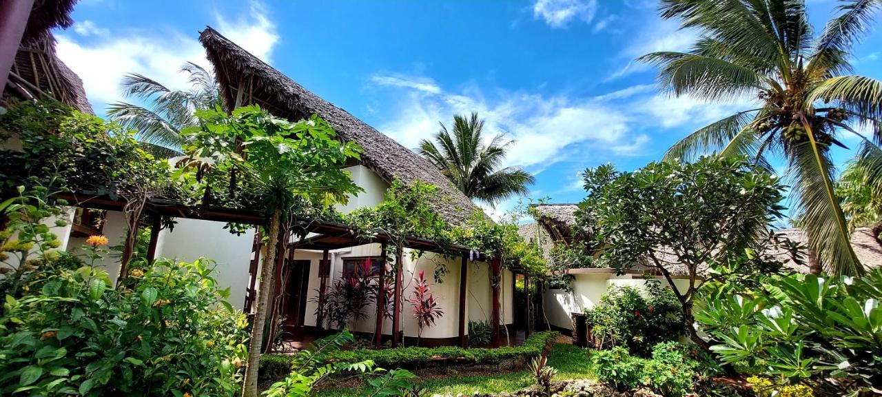 Kena Beach Hotel Matemwe  Exteriör bild