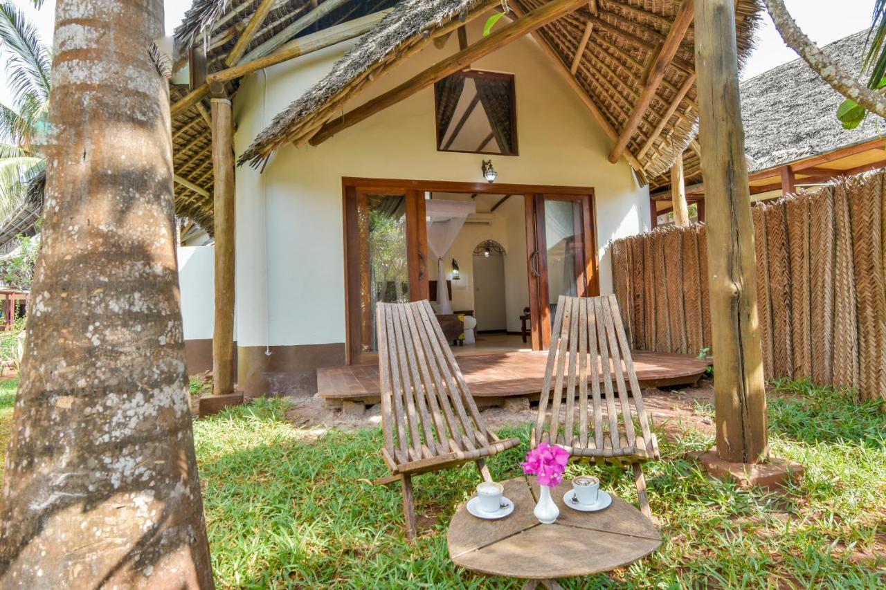 Kena Beach Hotel Matemwe  Exteriör bild